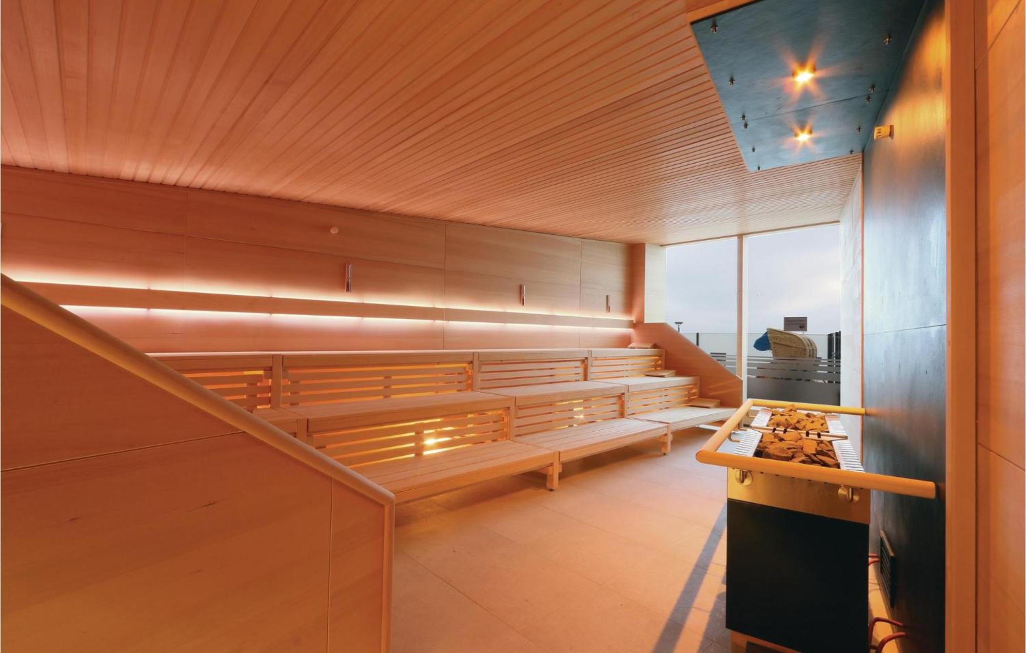 2 Bedroom Awesome Apartment In Luebeck Travemuende エクステリア 写真