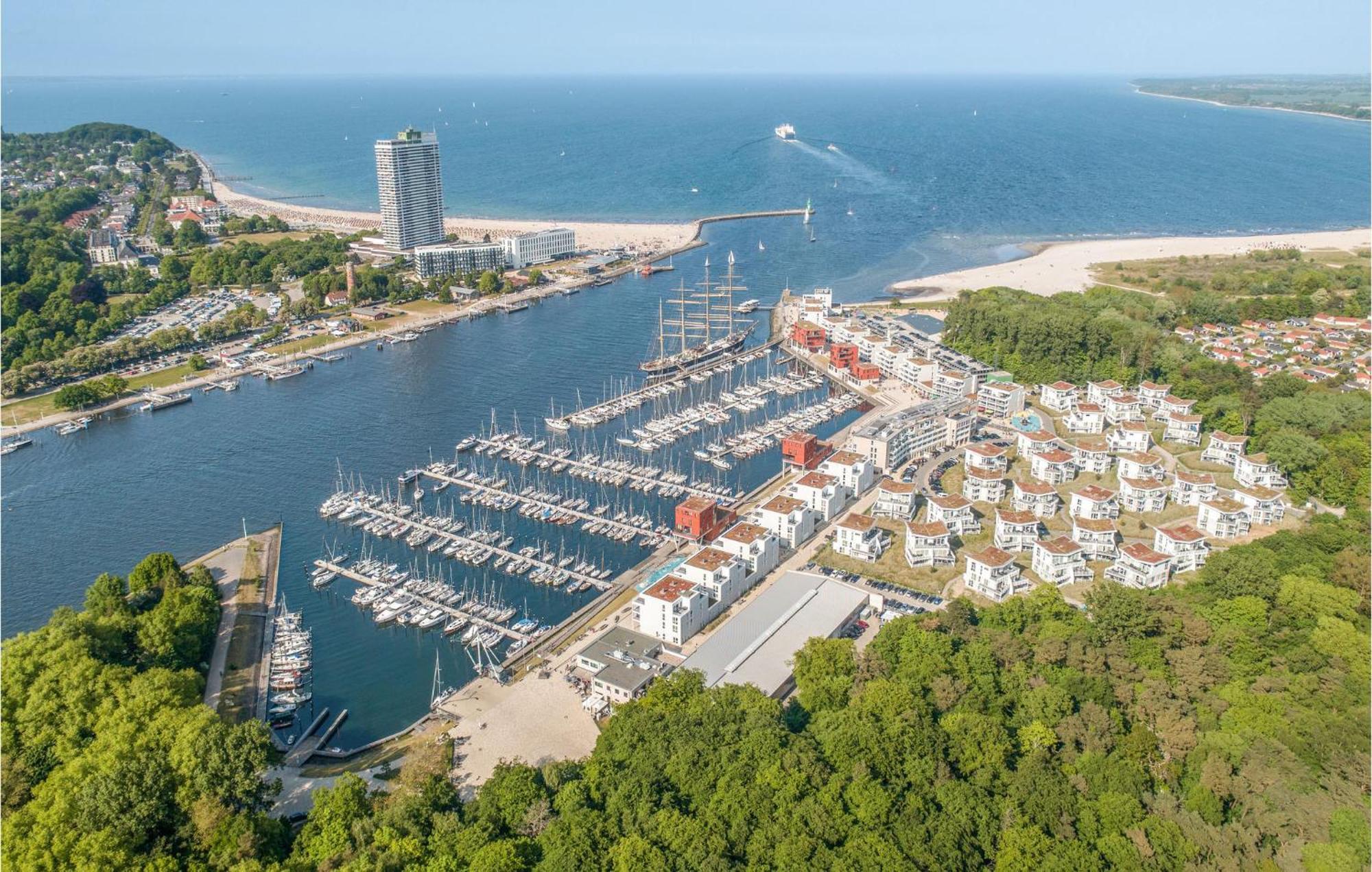 2 Bedroom Awesome Apartment In Luebeck Travemuende エクステリア 写真